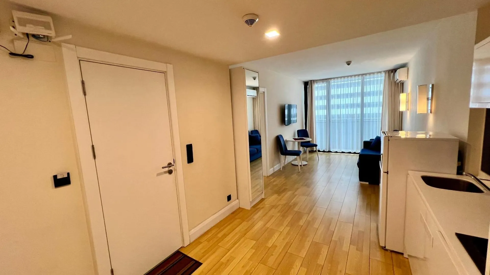 아파트 Aparts In Orbi City 바투미